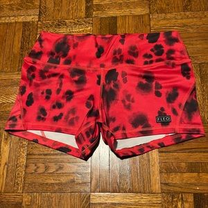 FLEO Leopard Blur Alex Contour